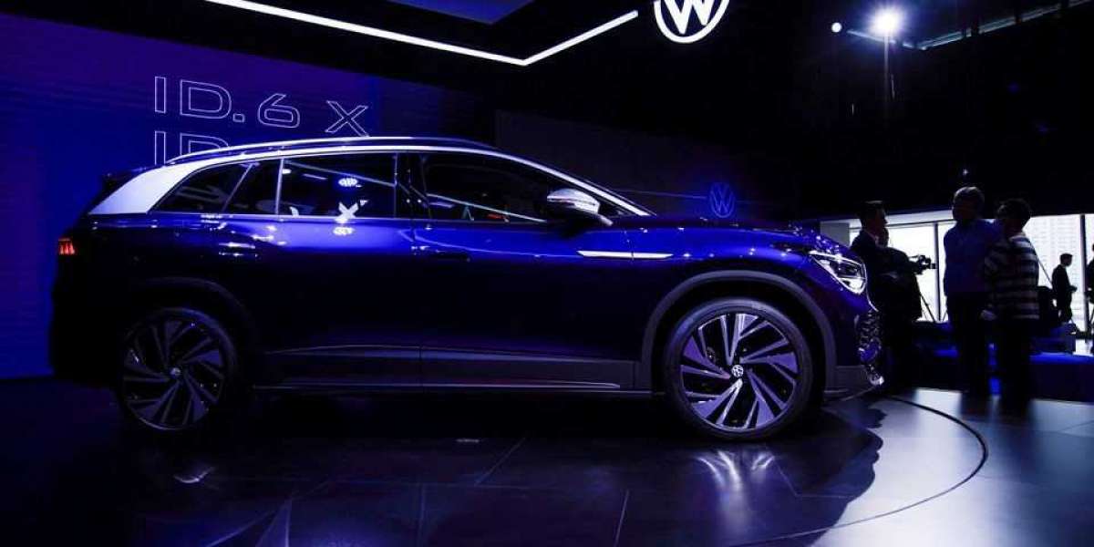 Các nhà sản xuất ô tô quốc tế đối mặt cú sốc ở Trung Quốc: ‘Một số thương hiệu có thể biến mất 3-5 năm tới’