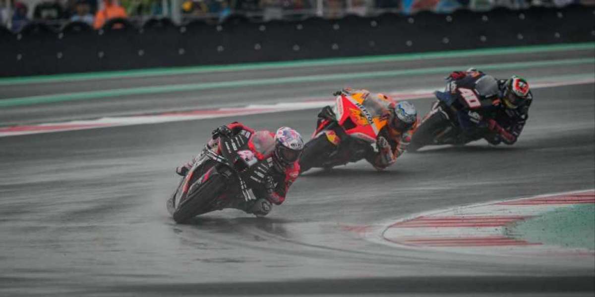Đội đua Aprillia MotoGP lạc quan sau chặng đua tại Indonesia