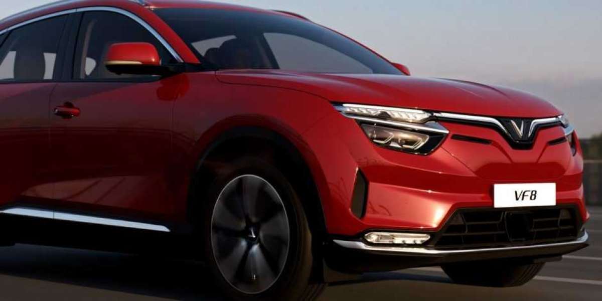VinFast tổ chức lái thử xe VF8 tại New York International Motor Show 2022