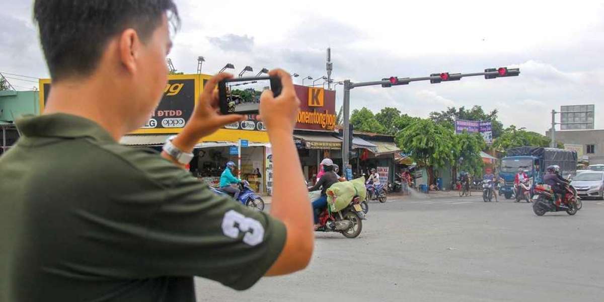 Người quay video ghi lại hành vi vi phạm giao thông gửi cho CSGT sẽ được trả tiền