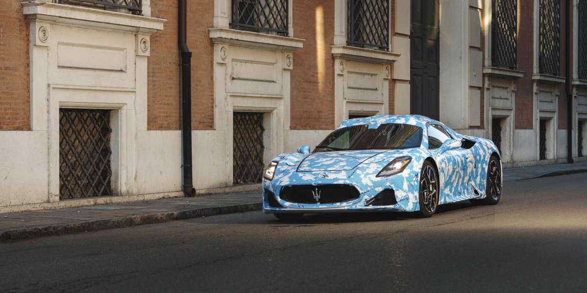 Maserati MC20 Convertible “nhá hàng” trước khi ra mắt chính thức