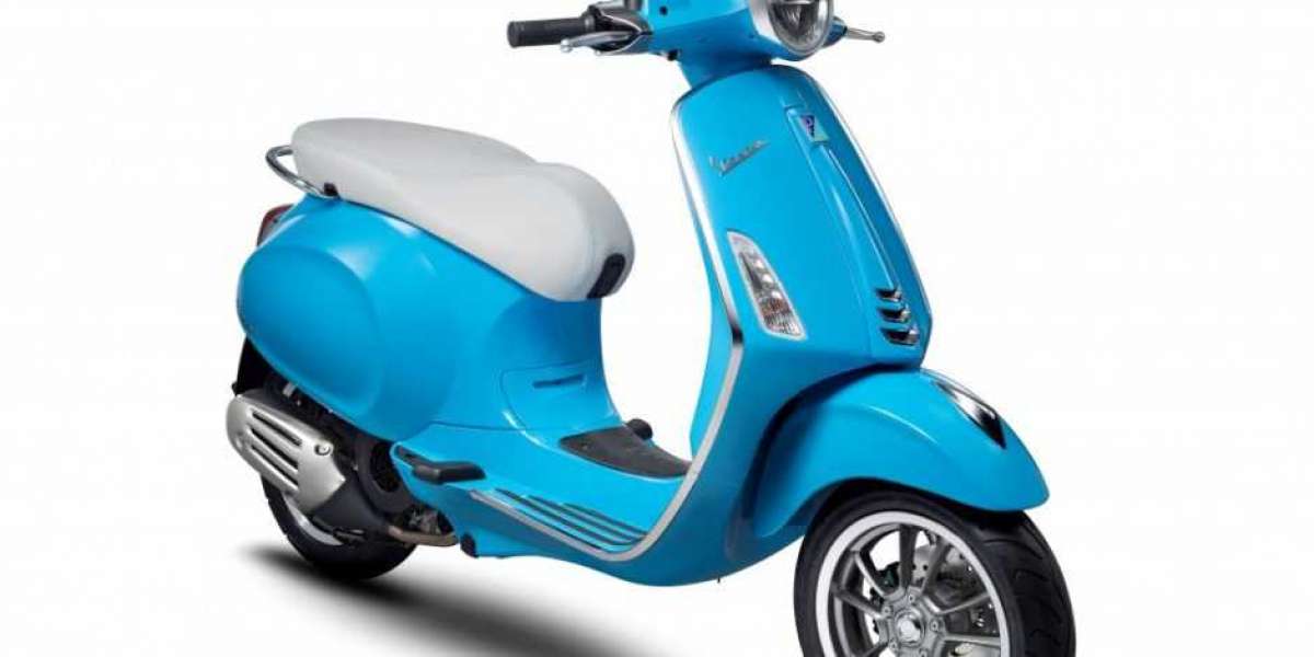 Ra mắt Vespa Primavera bản kỷ niệm 50 năm