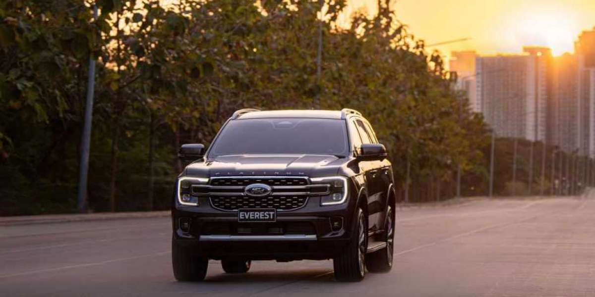 Ford Everest 2022 có thể về Việt Nam vào tháng 10 hoặc tháng 11