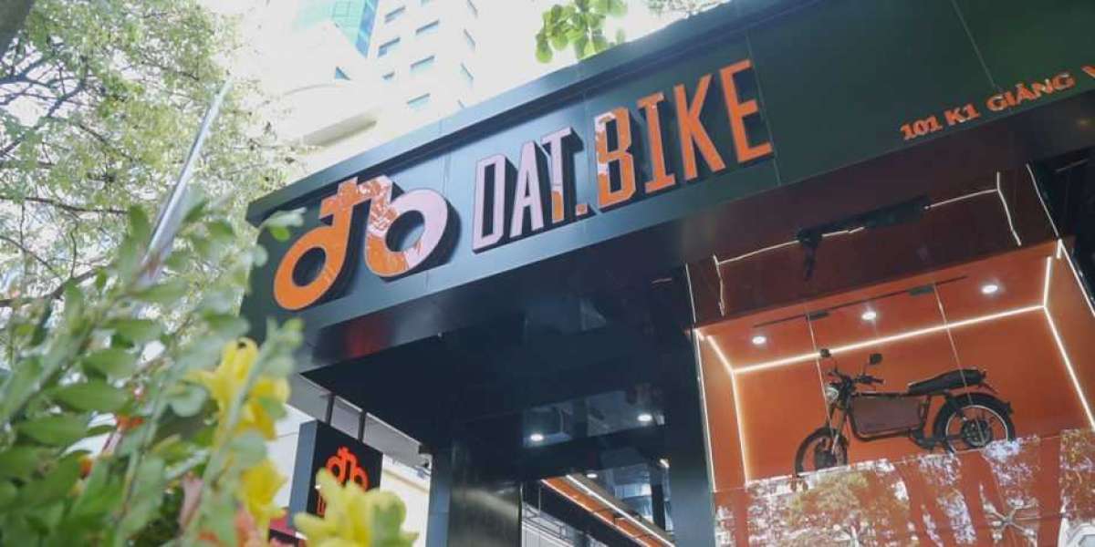 Dat Bike khai trương cửa hàng đầu tiên tại Hà Nội