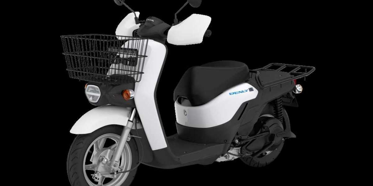 Honda Việt Nam cùng Bưu Điện Việt Nam triển khai thí điểm dự án sử dụng xe điện giao hàng