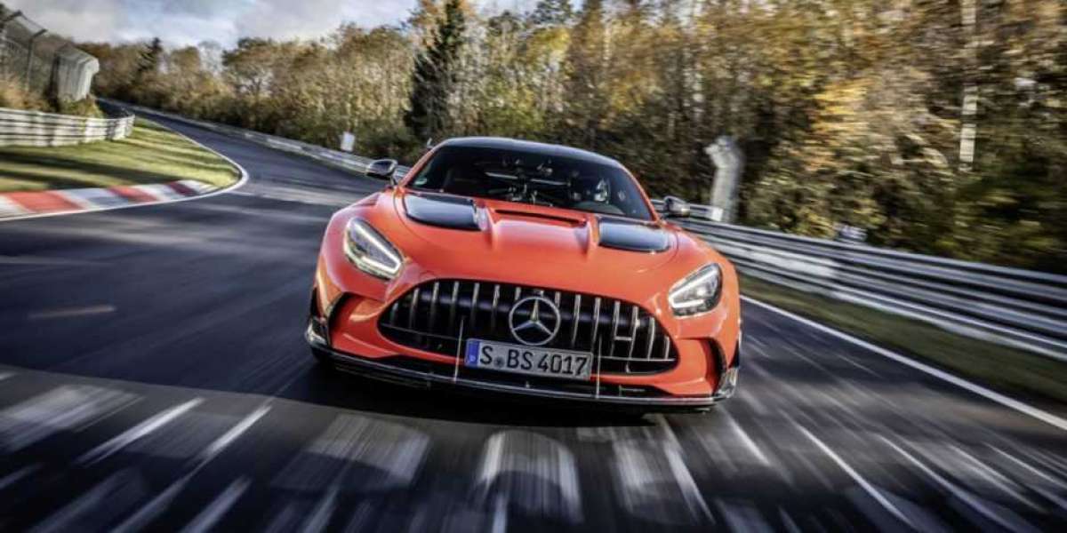Mercedes-AMG phá vỡ 2 kỷ lục tốc độ tại đường đua Nurburgring
