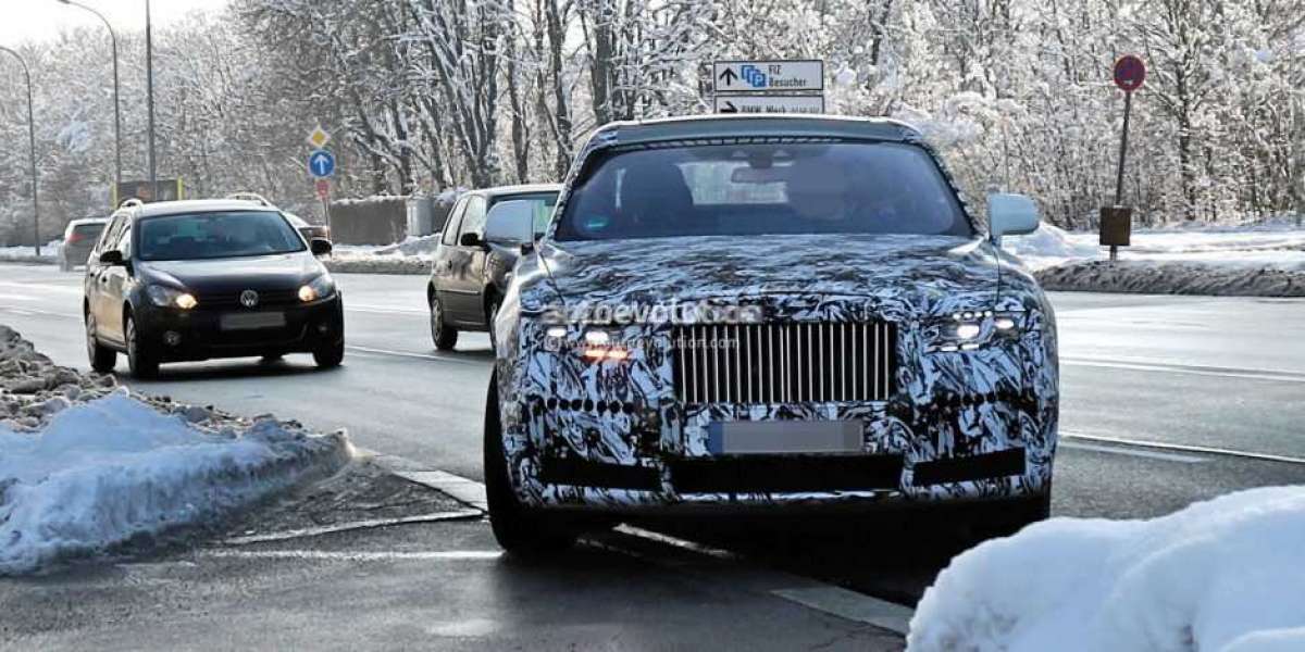 Rolls-Royce Ghost thế hệ mới sẽ trẻ trung và thể thao hơn