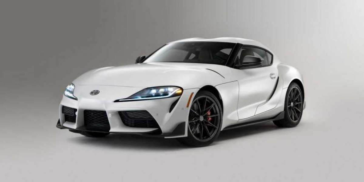 Toyota Supra 2023 lộ diện: Chiều fan hết mức với trang bị hộp số sàn 6 cấp