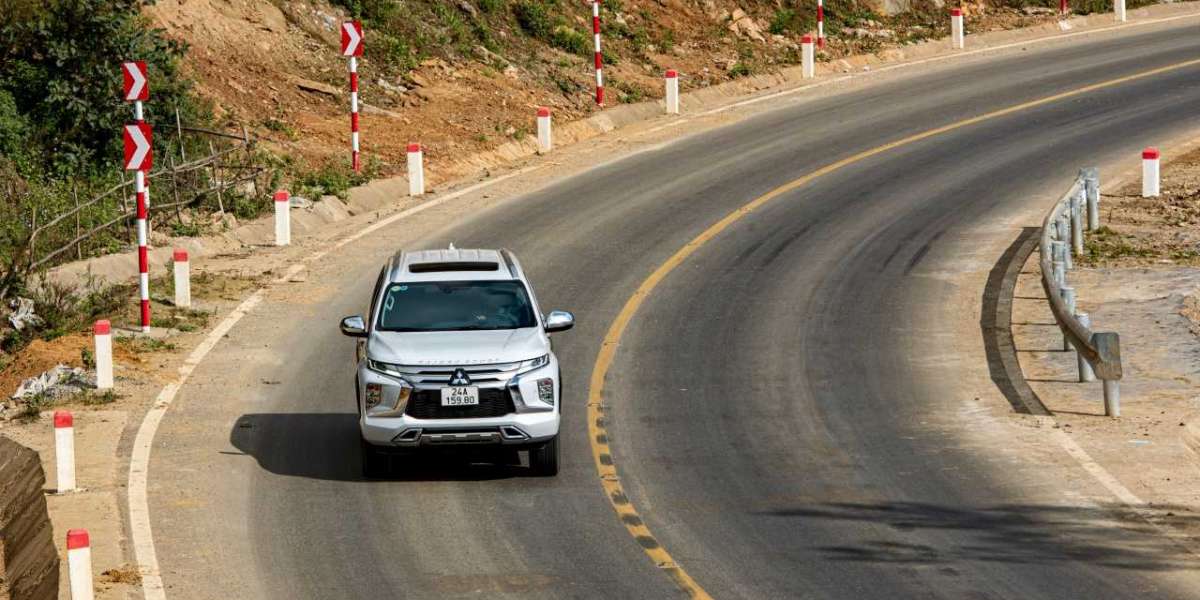 Săn hoa Anh Đào trên Ô Quy Hồ “cực hot” cùng Mitsubishi Parejo Sport
