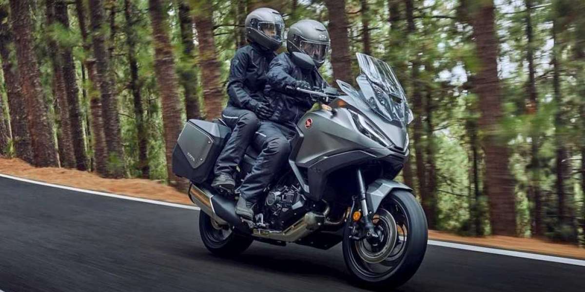 Honda ngừng xuất khẩu môtô phân khối lớn sang Nga