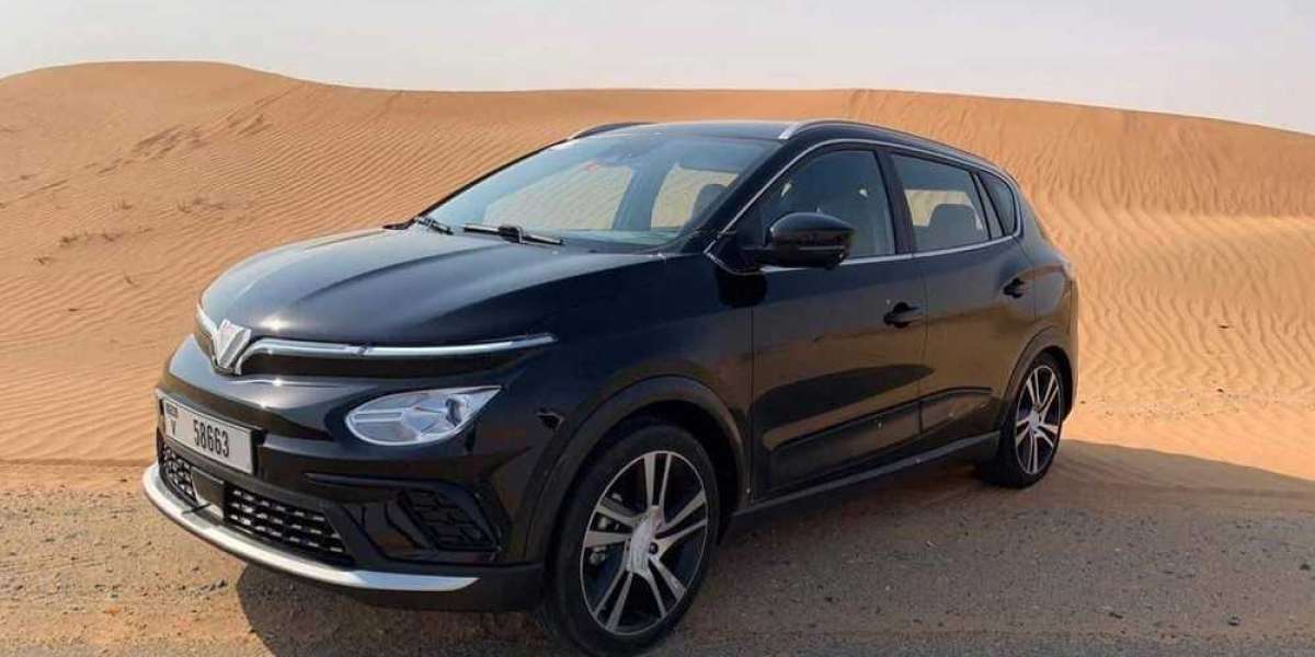 VinFast VF e34 bất ngờ chạy thử tại Dubai