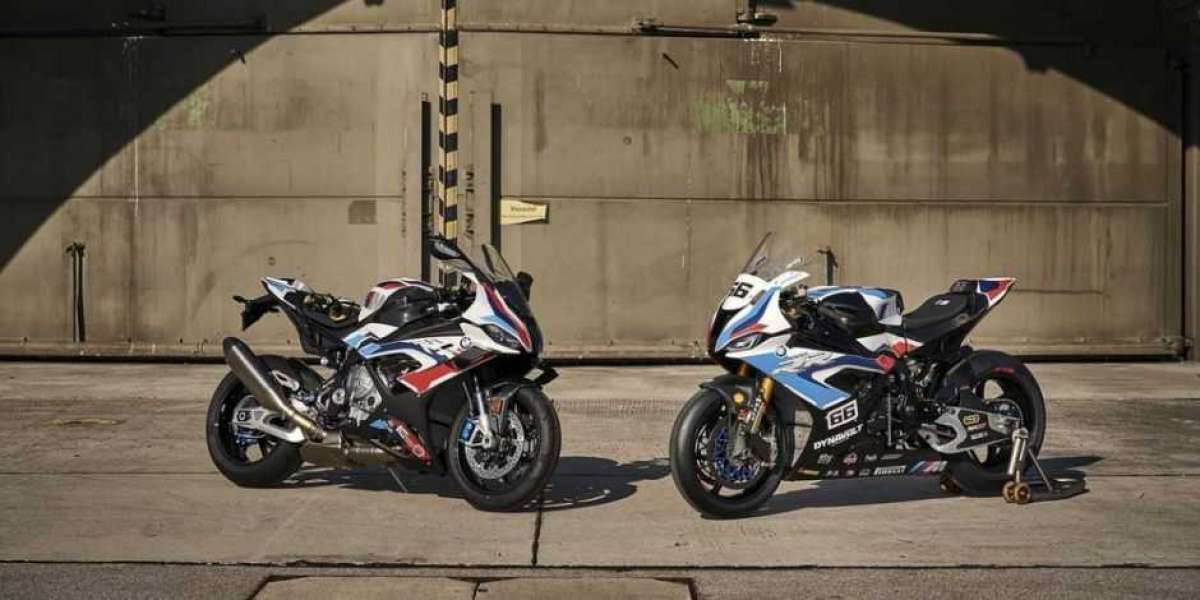 BMW M1000RR đã về Việt Nam, giá dự kiến khoảng 1,6 tỷ đồng