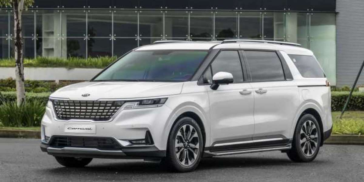 Kia Carnival âm thầm tăng giá 30 triệu đồng
