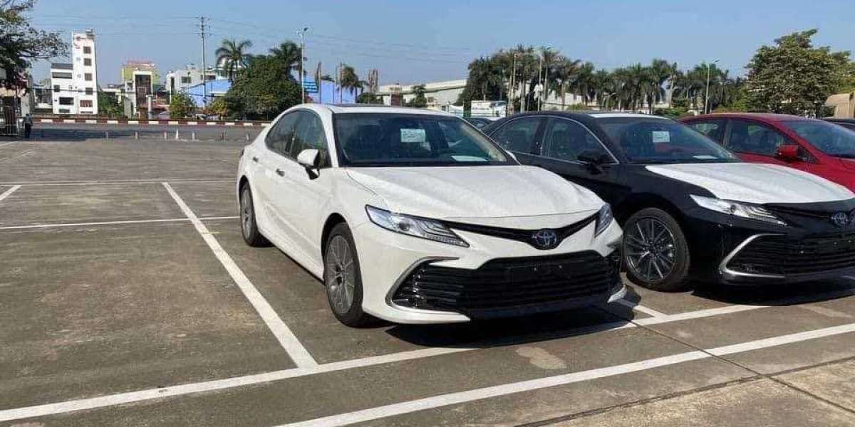 Toyota Camry 2022 chốt ngày ra mắt thị trường Việt