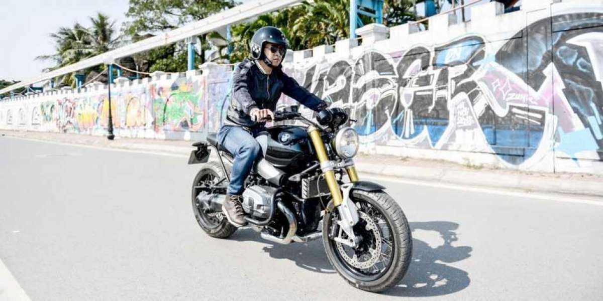 BMW R NineT – Cỗ máy tốc độ thuần khiết