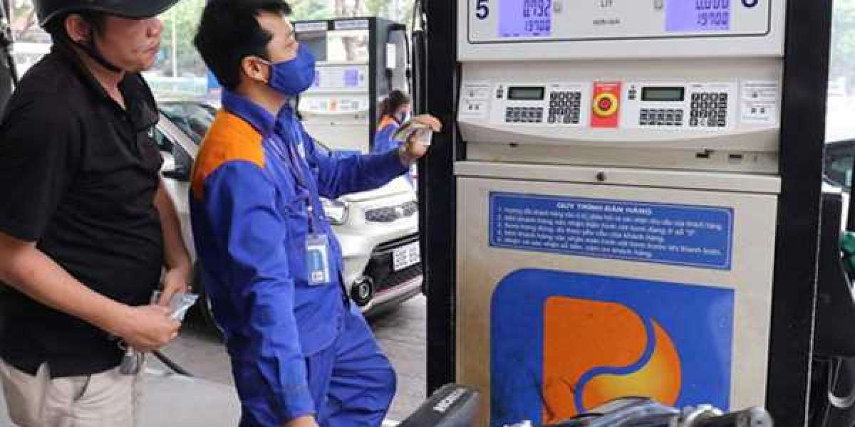 Giá xăng dầu đồng loạt tăng mạnh từ chiều 11/10