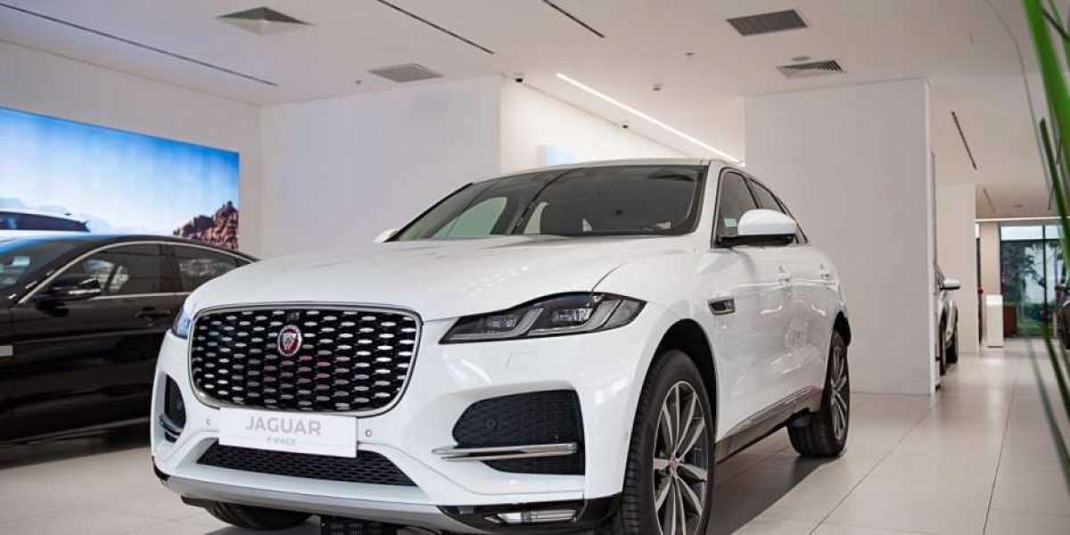 Cận cảnh Jaguar F-Pace 2021 vừa được ra mắt tại Việt Nam