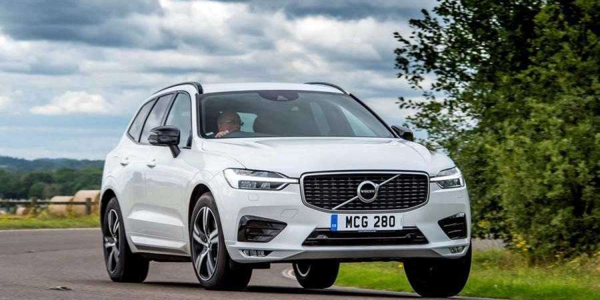 Thiếu chip bán dẫn, Ford và Volvo cắt giảm tính năng an toàn trên xe
