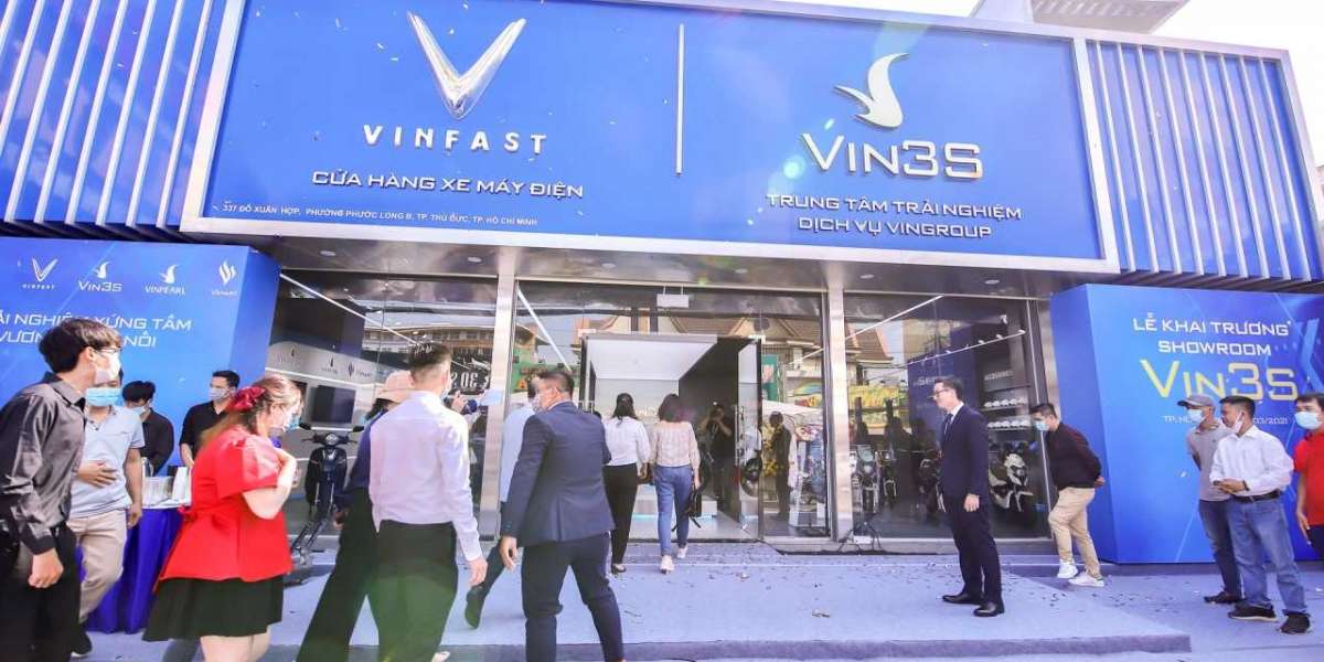 VinFast khai trương đồng loạt 64 showroom xe máy điện trên toàn quốc