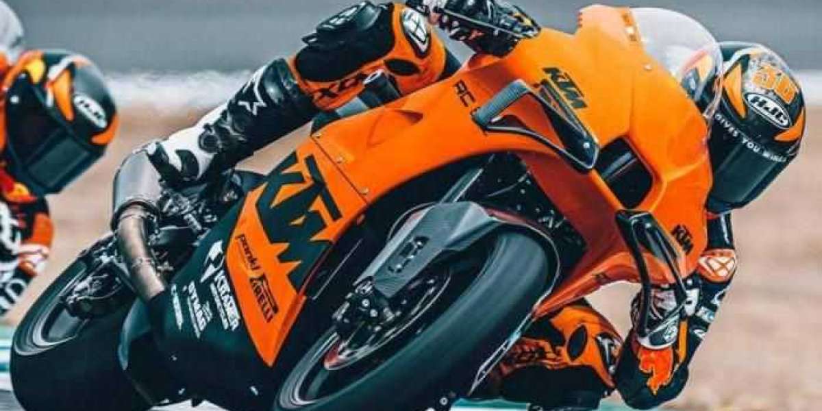 KTM RC 8C ra mắt bản giới hạn 100 chiếc