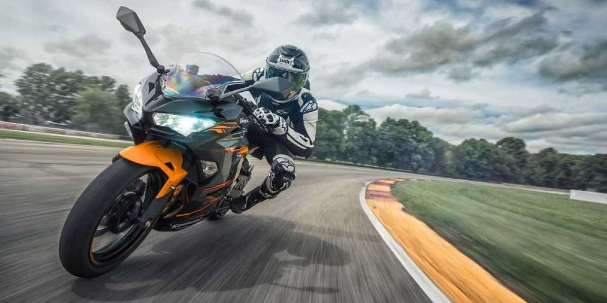 Bộ đôi Kawasaki Ninja 400 và Z400 bị triệu hồi