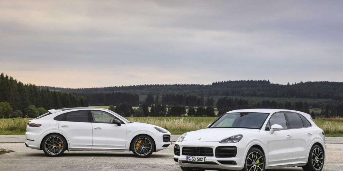 Jaguar Land Rover muốn Mỹ cấm nhập khẩu SUV của Porsche và Lamborghini