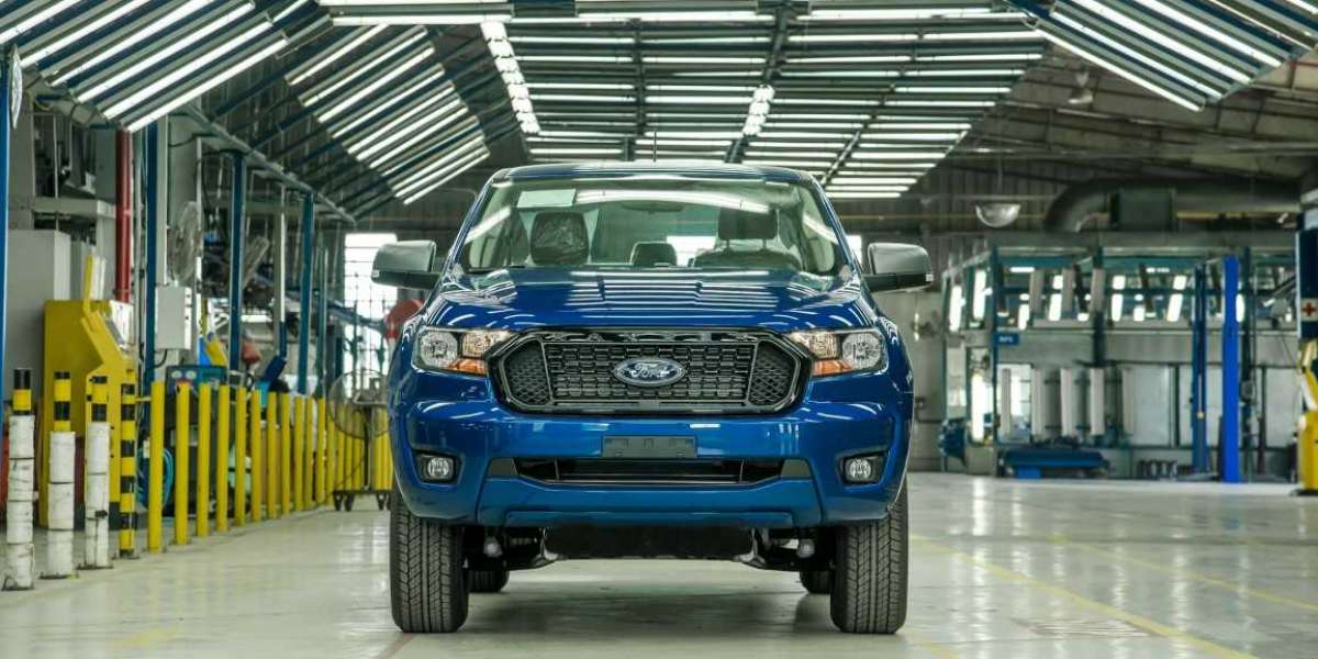 Giá Ford Ranger tại đại lý giảm tới 65 triệu đồng trong tháng 8
