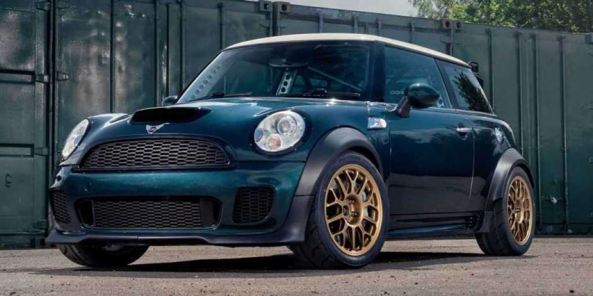 MINI Cooper mạnh 414 mã lực: “Hồn Bim da MINI”
