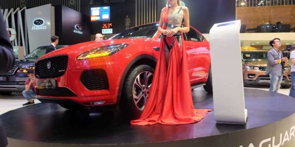[VMS 2018] Cận cảnh crossover Jaguar E-Pace cỡ nhỏ