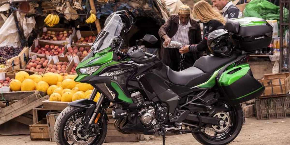Kawasaki Versys 1000 2022 có thêm phiên bản tiêu chuẩn ít trang bị, trọng lượng nhẹ