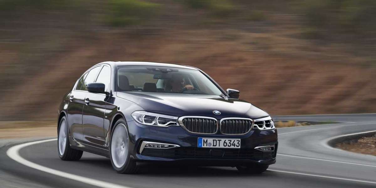 THACO ưu đãi 100% phí trước bạ cho khách mua xe BMW