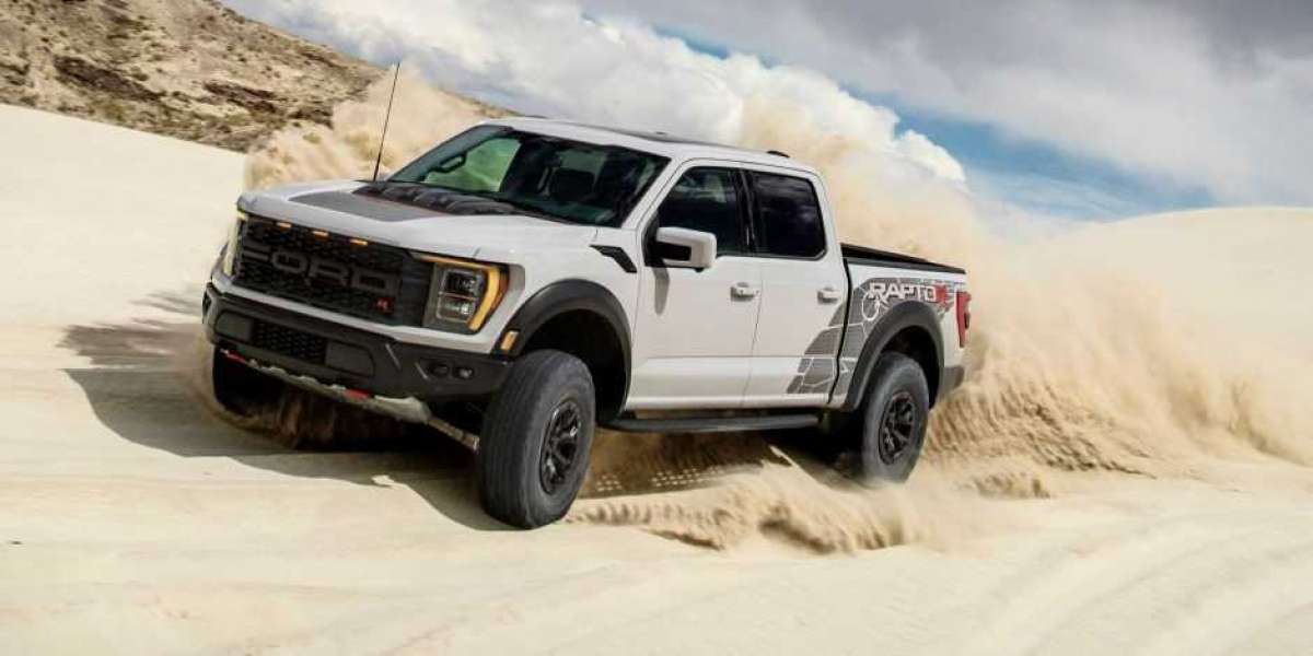 Ford F-150 Raptor R 2023 – 110.000 USD cho “khủng long” mạnh 700 mã lực