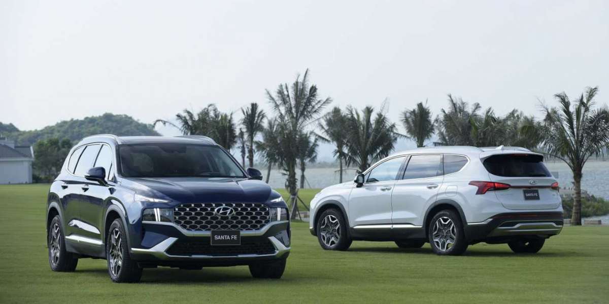 Hyundai Santa Fe tiếp tục bùng nổ doanh số trong tháng 6/2021