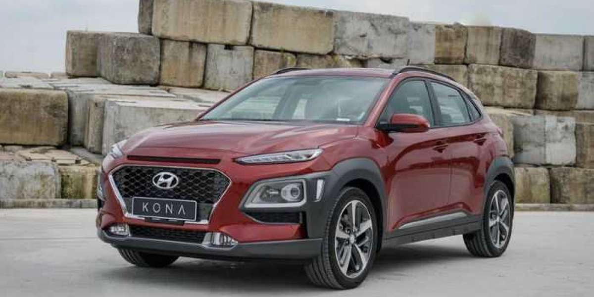 Hyundai Kona, Subaru Forester đua nhau giảm giá