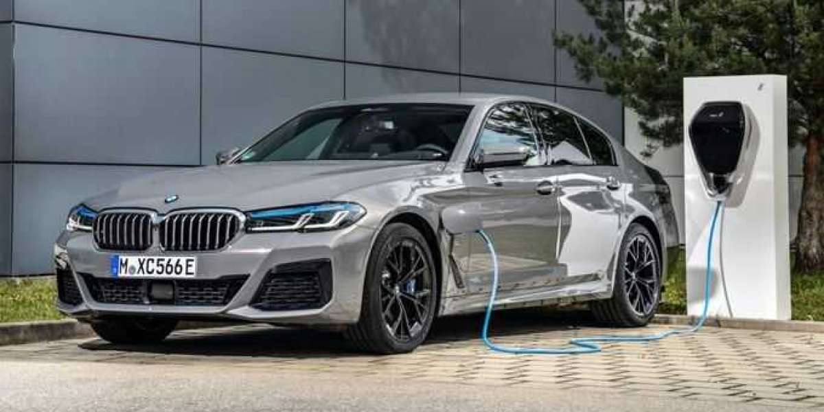 BMW triệu hồi 26.700 xe nguy cơ cháy nổ