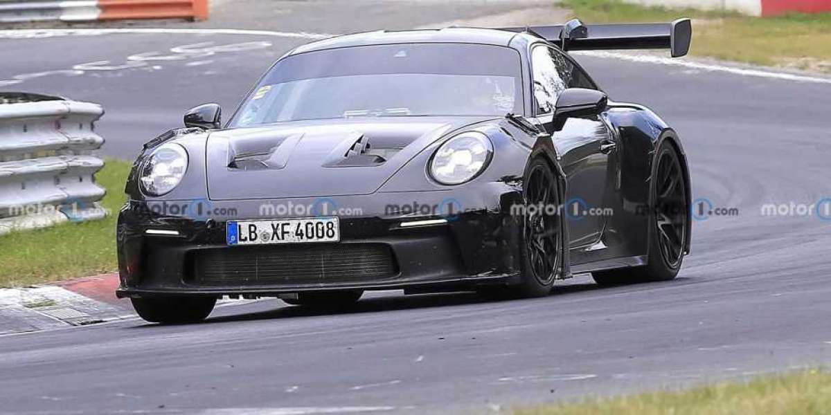 Bắt gặp Porsche 911 GT3 RS 2022 “tập luyện” tại Nurburgring