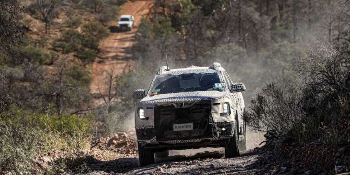 Ford Ranger 2023 ấn định ngày ra mắt
