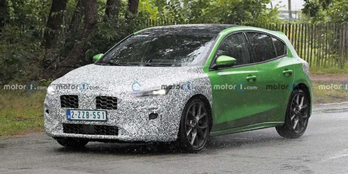 Ford Focus ST 2022 sẽ màu sơn lấy cảm hứng từ Focus RS MkII