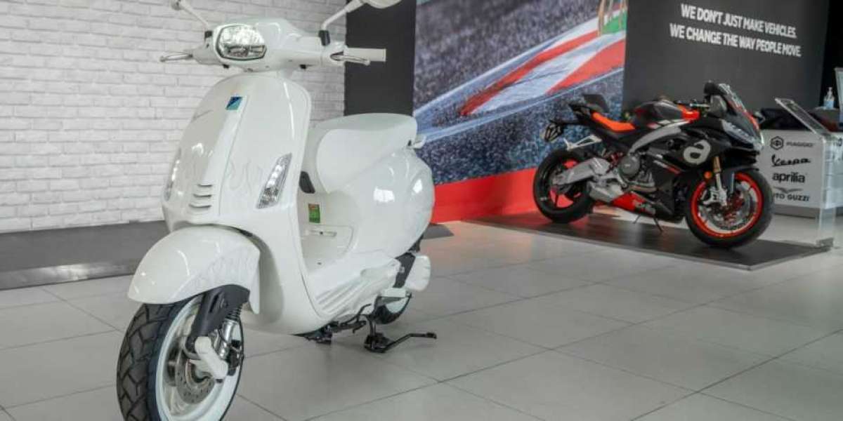 Cận cảnh Vespa x Justin Bieber – “chú ong” dành riêng cho tín đồ “Hoàng tử nhạc Pop”