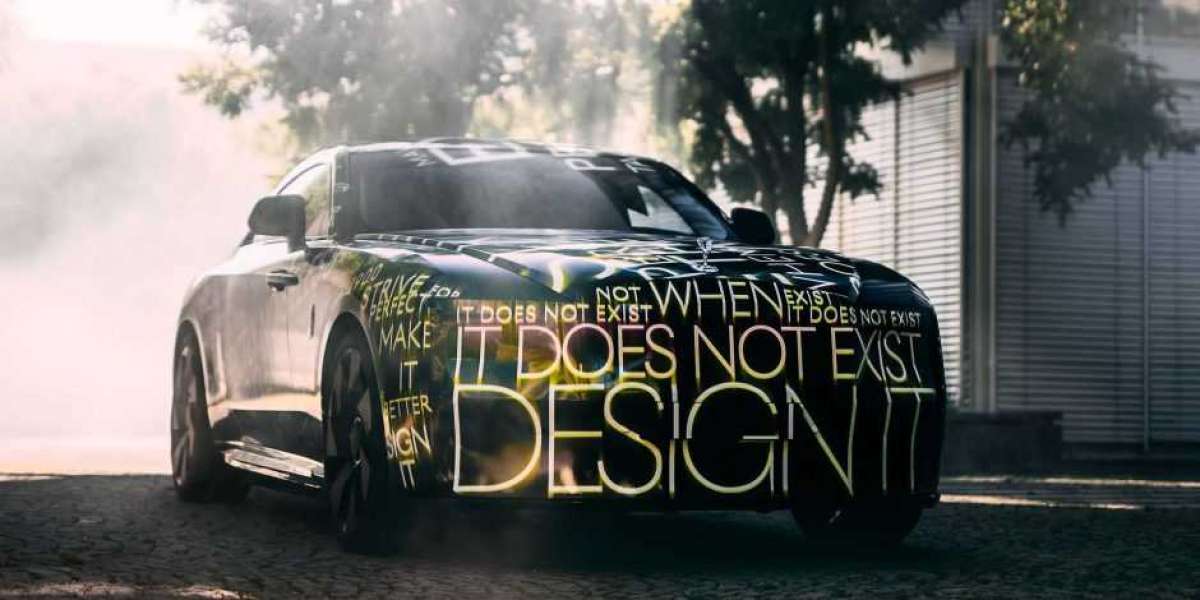 Siêu xe sang Rolls-Royce Spectre lộ diện, dự kiến ra mắt vào cuối năm 2023