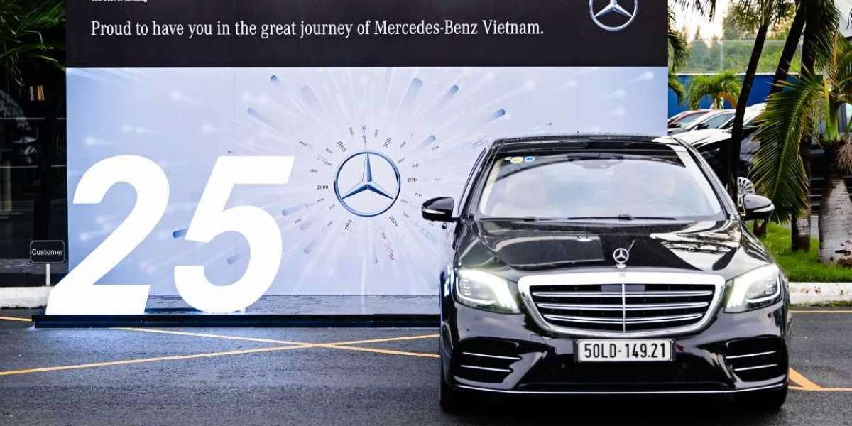 Sau 25 năm hoạt động, đã có hơn 40.000 xe Mercedes lăn bánh tại Việt Nam