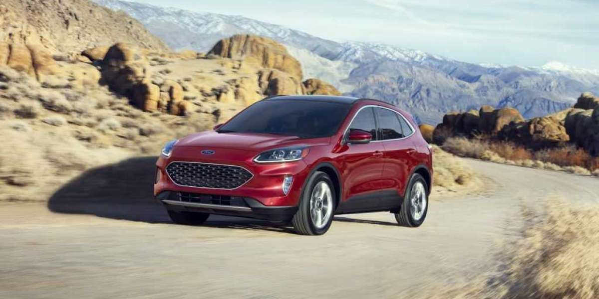 Ford Escape PHEV 2020 sắp “lên kệ”, giá khởi điểm từ 34.235 USD
