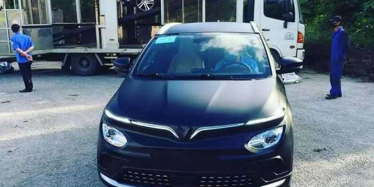 Hình ảnh đầu tiên của VinFast VF e34 đi đăng kiểm, lộ kết cấu khoang động cơ điện