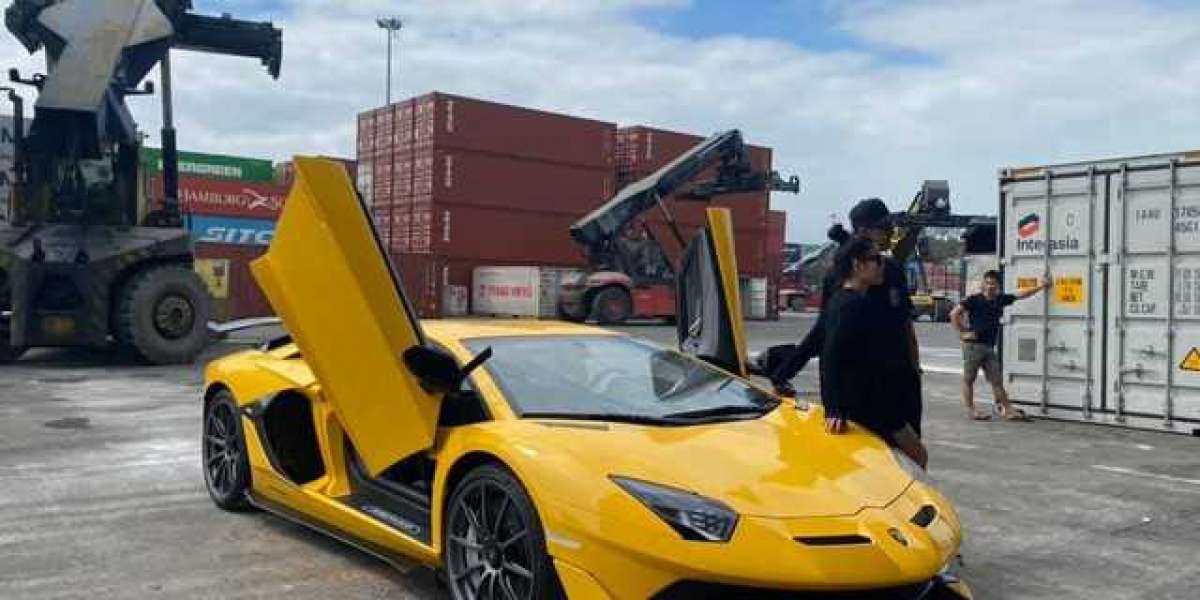 Khui công Lamborghini Aventador SVJ thứ hai cập bến Việt Nam