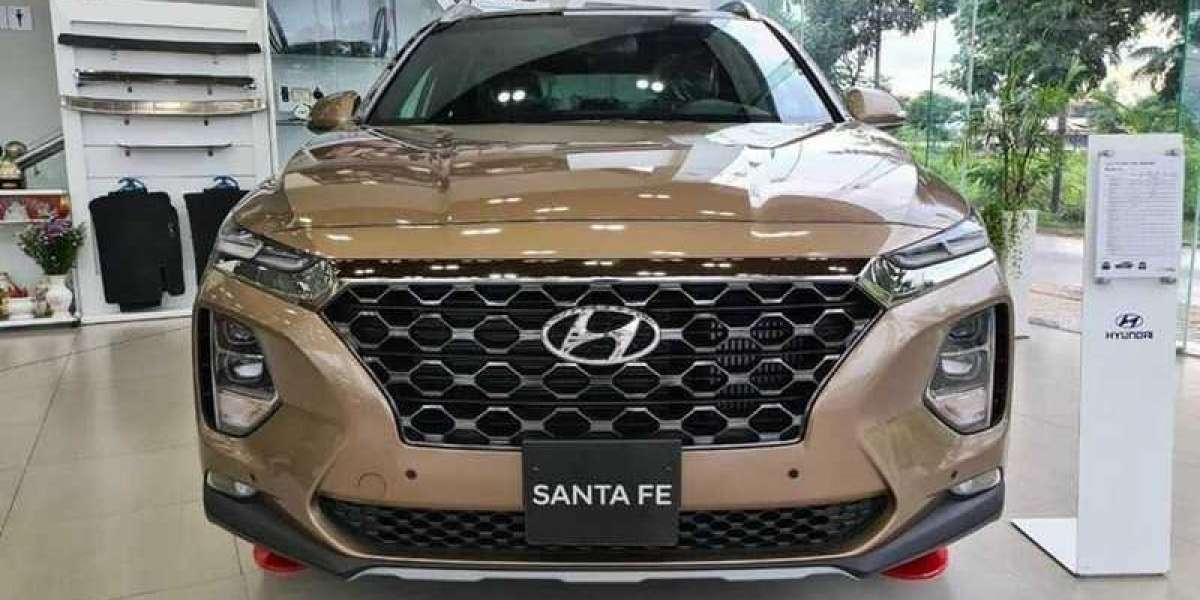 Hyundai SantaFe bất ngờ ưu đãi hơn 140 triệu đồng cho phiên bản cũ