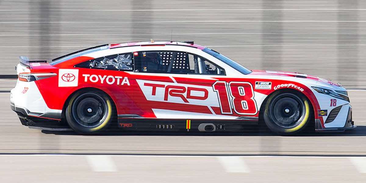 NASCAR sẽ chuyển sang sử dụng động cơ hybrid từ năm 2024
