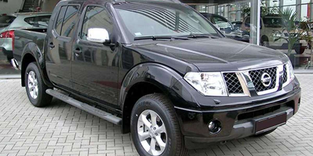 Nissan Navara bị triệu hồi để thay túi khí