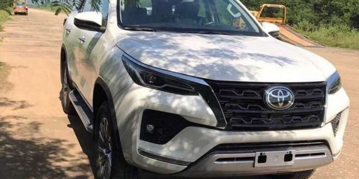 Toyota Fortuner 2020 lộ thông số trước ngày ra mắt tại Việt Nam