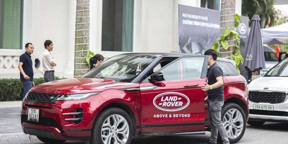 Land Rover tổ chức chương trình trải nghiệm xe tại Phú Thọ