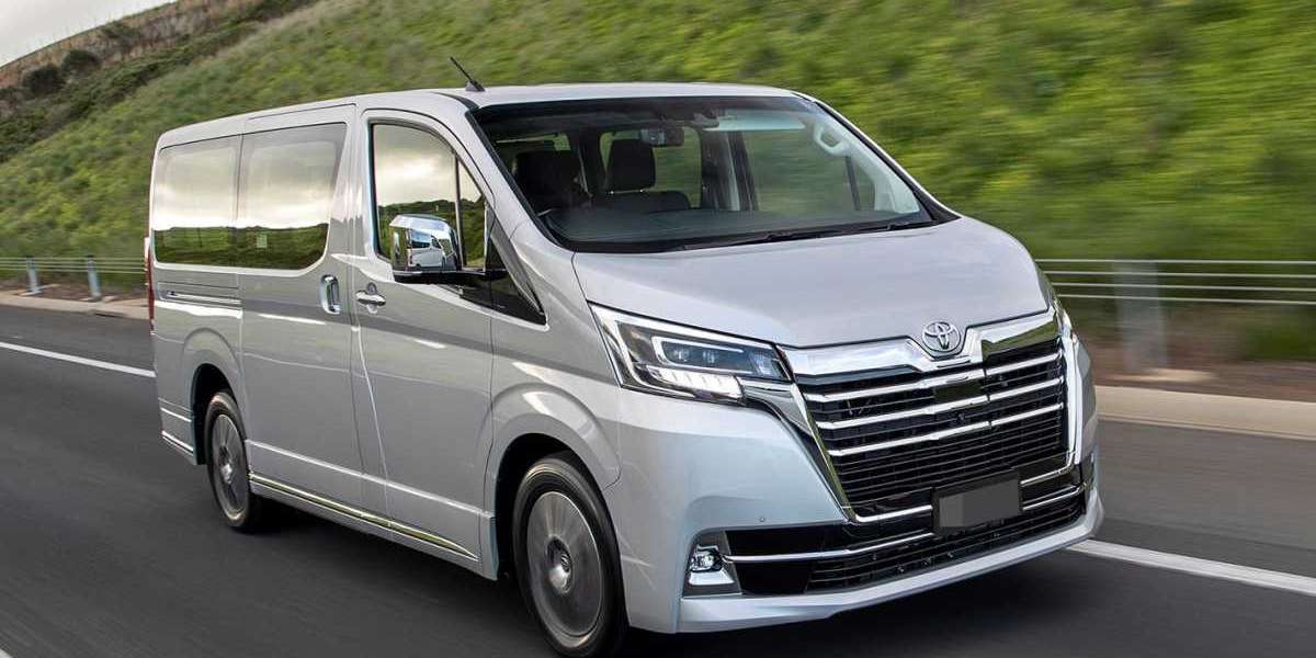 Granvia “mất tích” tại danh mục sản phẩm của Toyota tại Việt Nam